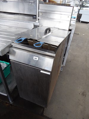 Lot 582 - 39cm gas single tank fryer with 2 baskets