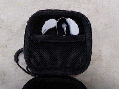 Lot 2067 - A pair of Belton RL4363 hearing aids in case