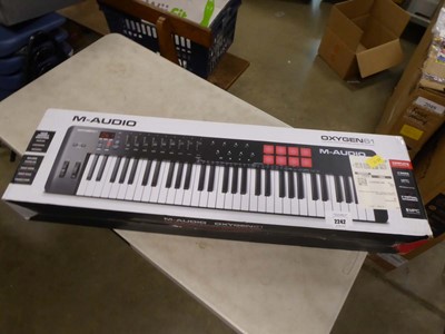 Lot 2242 - M Audio Oxygen 61 keyboard