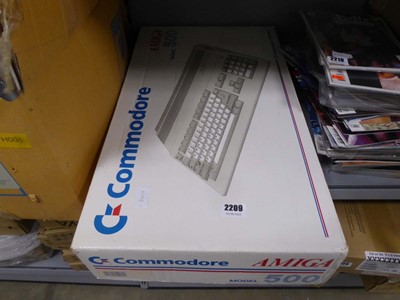 Lot 2209 - Commodore Omega 500 personal computer in...