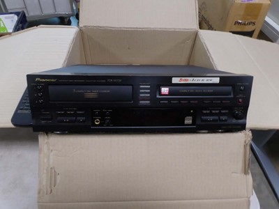 Lot 2255 - Pioneer PDRW739 3 CD changer and CD recorder