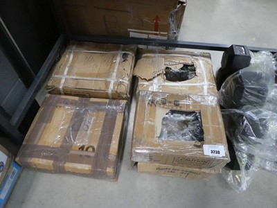 Lot 3230 - 2 pairs of 5kg hexagon dumbbells plus 2 pairs...
