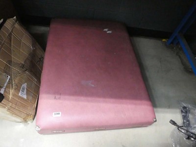 Lot 3248 - Portable massage bed