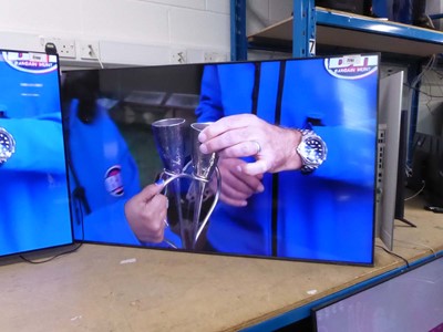 Lot 2287 - Samsung 65in TV model QE65Q70AAT (no stand,...