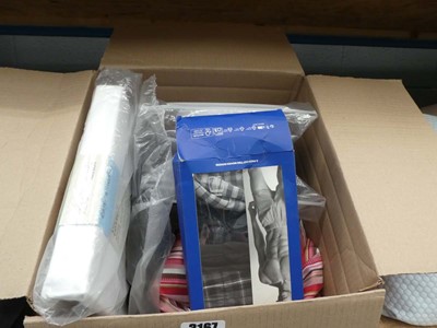Lot 3167 - A box of men's Jack & Jones boxer shorts,...