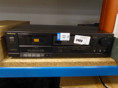 Lot 2469 - A Technics stereo cassette deck RSB205