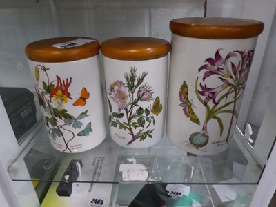 Lot 2488 - A selection of three Portmeirion Botanic...