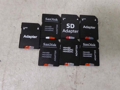 Lot 2518 - A bag containing 900 to over 1TB micro SD...
