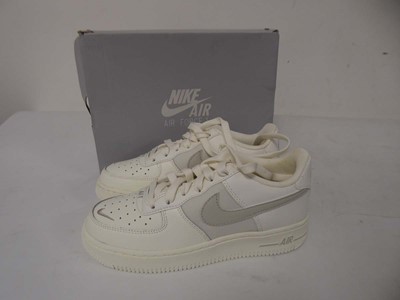 Lot 1935 - Nike children's air force 1 GS trainers in...