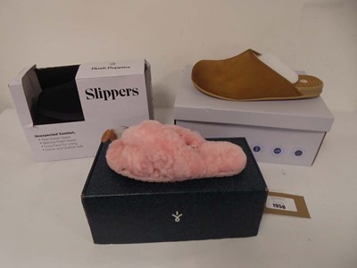 Lot 1950 - 3x Boxed pairs of slippers to include Hush...
