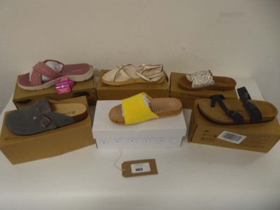 Lot 1952 - 6x Boxed pairs of sandals to include Revs UK5,...