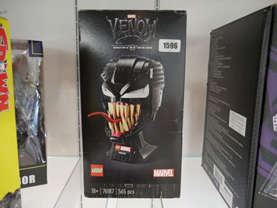 Lot 1596 - Lego Marvel Venom (76187)