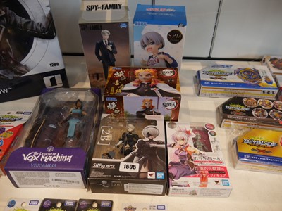 Lot 1605 - Collection of various anime figures incl....