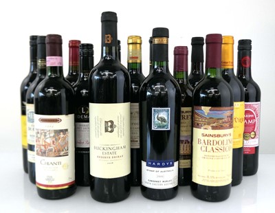 Lot 365 - 19 bottles, 1x 2019 Domaine des Amouriers...