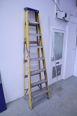 Lot 137 - 8 tread electricians step ladder