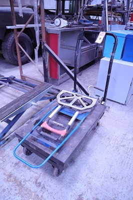 Lot 92 - Black platform lift trolley together with 2...