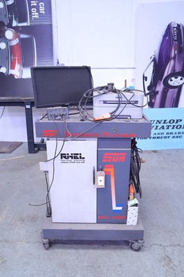 Lot 4 - Sun DGA2500 emissions tester diagnostic platform