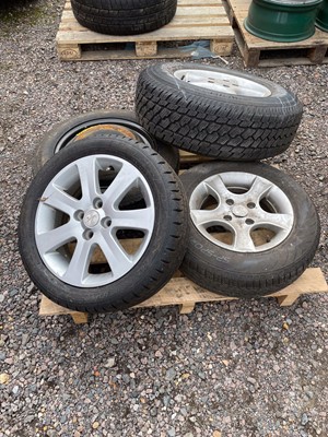 Lot 223 - 4 various wheels and tyres