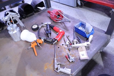 Lot 31 - Miscellaneous air tools and air line