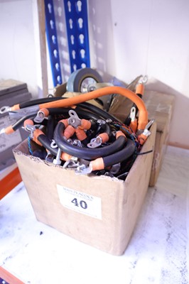 Lot 40 - 2 boxes of castors and high voltage leads