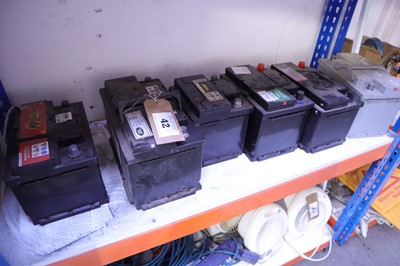 Lot 42 - 6 various vehicles batteries