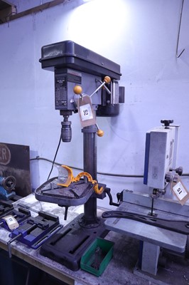 Lot 52 - Titan 700w 16 speed bench drill