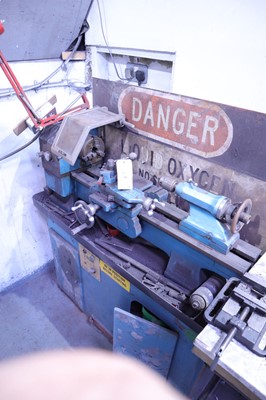 Lot 54 - Viceroy 24" x 6" engineers centre lathe with a...