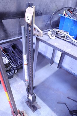 Lot 61 - Hi-Lift Extreme XT485 high lift farm jack