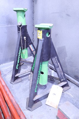 Lot 62 - Pair of Sealey Premier black and green axle...