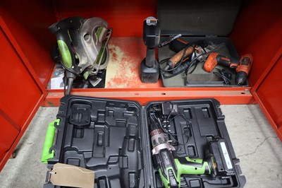 Lot 164 - Shelf of power tools to include Evolution...
