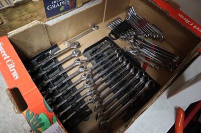 Lot 187 - Tray of metric spanners mostly by Halfords...