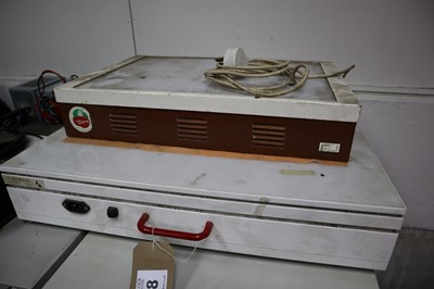 Lot 168 - 2 small benchtop lightboxes