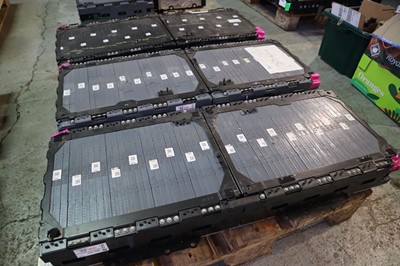 Lot 296 - 6 battery modules from Kia, modules made by SK