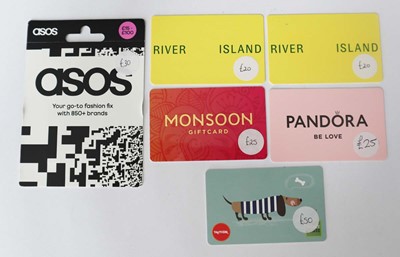 Lot 145 - Various : Fashion & Beauty (x6) - Total face...