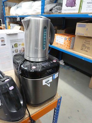 Lot 3036 - Tefal bread maker and a Sage kettle, both unboxed