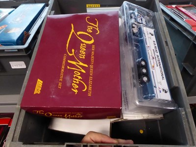 Lot 2495 - Selection of diecast lorries and a queen...