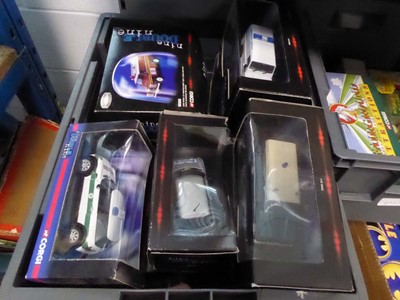 Lot 2519 - Selection of Corgi 999 emergency vehicles in...