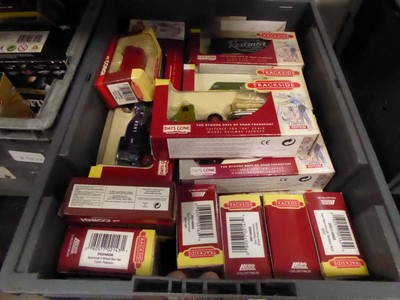 Lot 2524 - Selection of trackside diecast vehicles in...