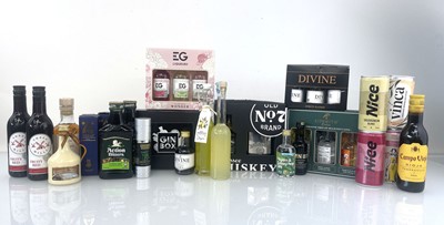 Lot 97 - 5 Gift Sets and a mixture of small bottles/...