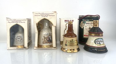 Lot 109 - A collection of 7 Bells Wade Celebration...