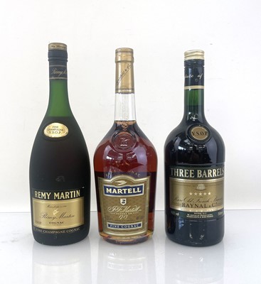 Lot 111 - 3 bottles, 1x Remy Martin VSOP Fine Champagne...