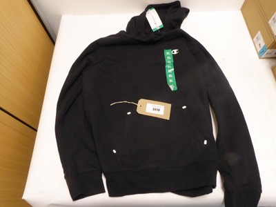 Lot 3410 - x10 Champion hoodies in black