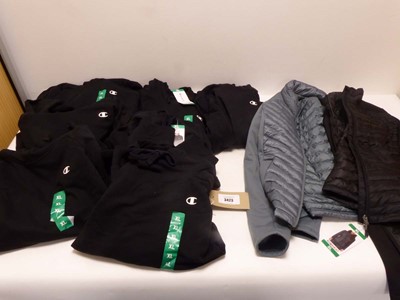 Lot 3423 - x7 Champion hoodies and x2 32 degrees heat...