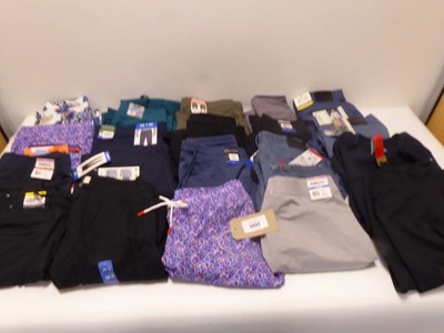 Lot 3433 - x20 mixed clothing items to include English...
