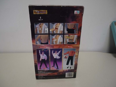 Lot Boxed Michael Jackson singing figure