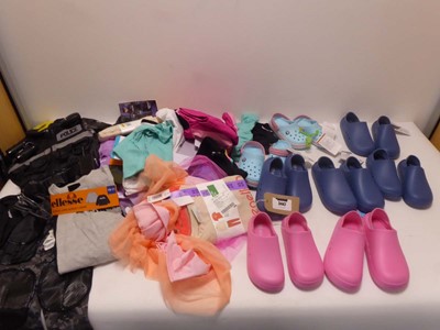 Lot 3447 - Selection of children's clothing