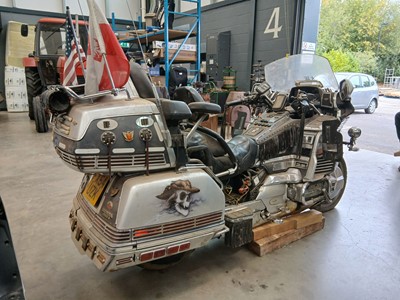 Lot 1988 Honda Gold Wing GL1500/6 grand tourer...