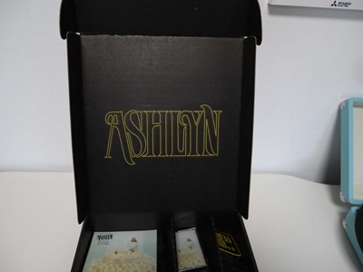 Lot Ash by Ashlyn boxed set incl. cassette, CD,...