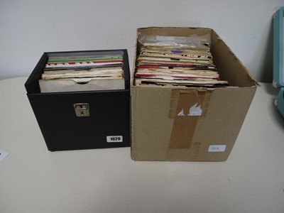 Lot 2 boxes of 7" singles incl. Thin Lizzy,...