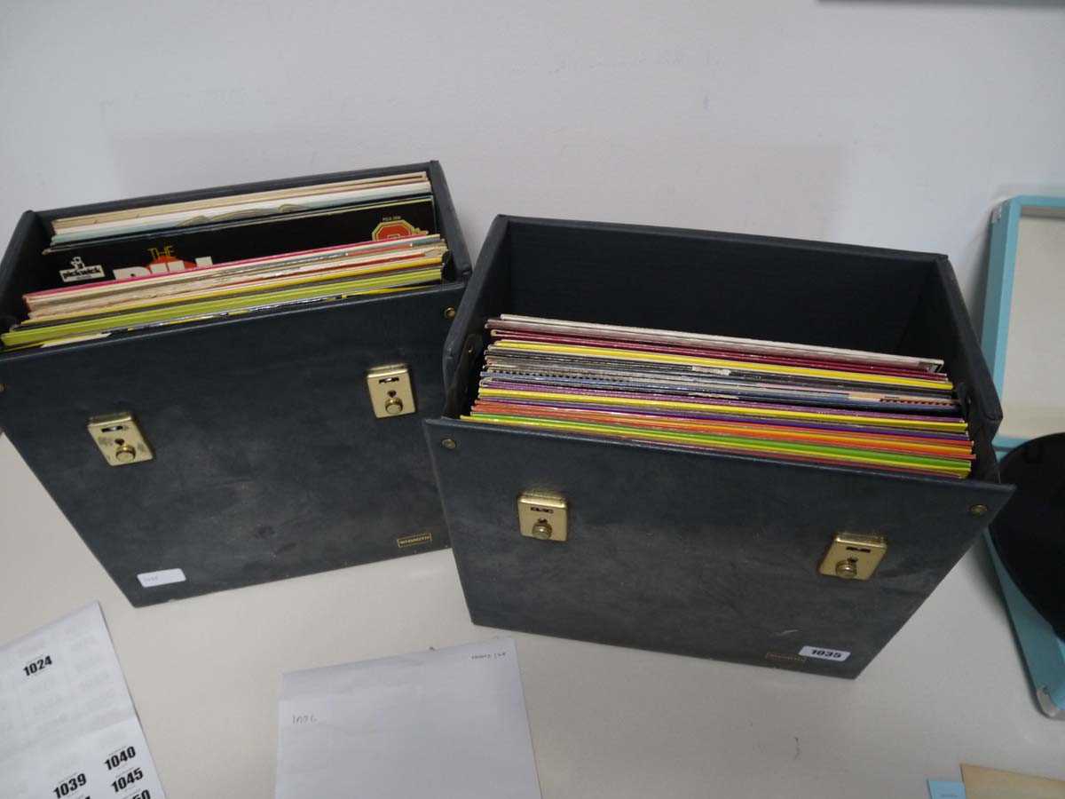 Lot 3 boxes of 12" vinyl albums incl. Buddy Holly,...